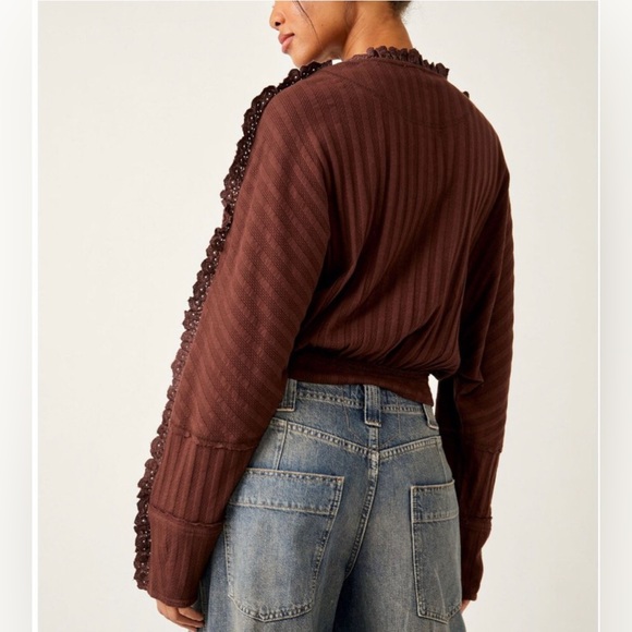 NWT Free People Romance Long Sleeve Top in Mocha - Picture 3 of 12